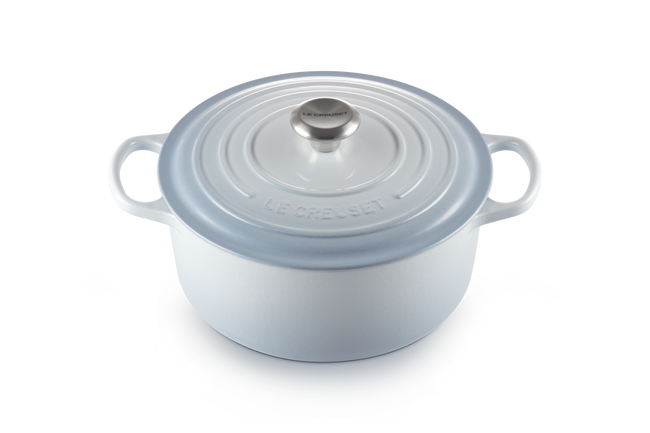 Le Creuset Cast Iron Signature Round Casserole 26cm Coastal BlueCoastal Blue image number 2